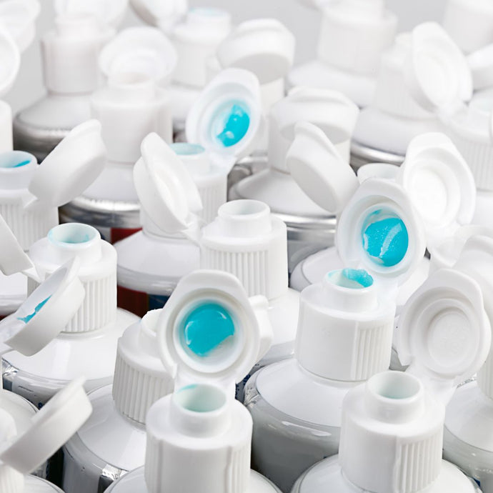 Alternatives au dentifrice traditionnel : zéro déchet et meilleure santé bucco-dentaire