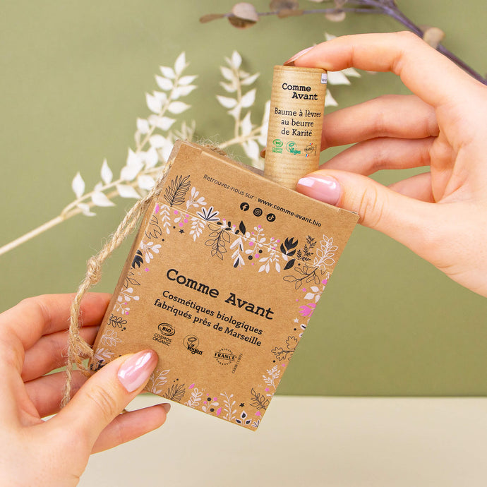 mini coffret comme avant cadeau à suspendre
