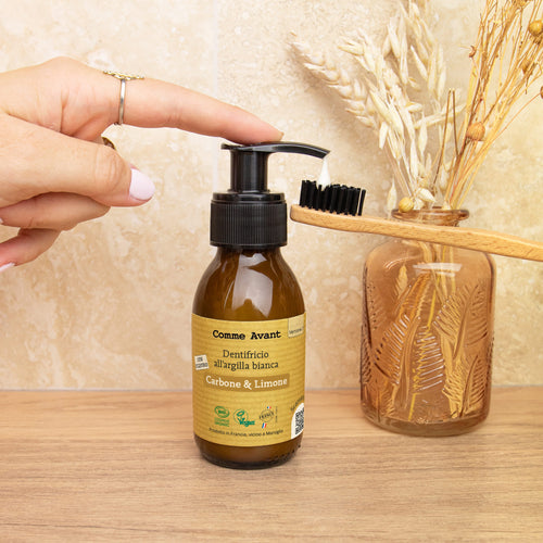 Dentifricio con argilla vegetale carbone e limone