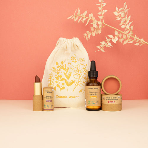 Cofanetto make up bronzo con rossetto, blush e illuminante