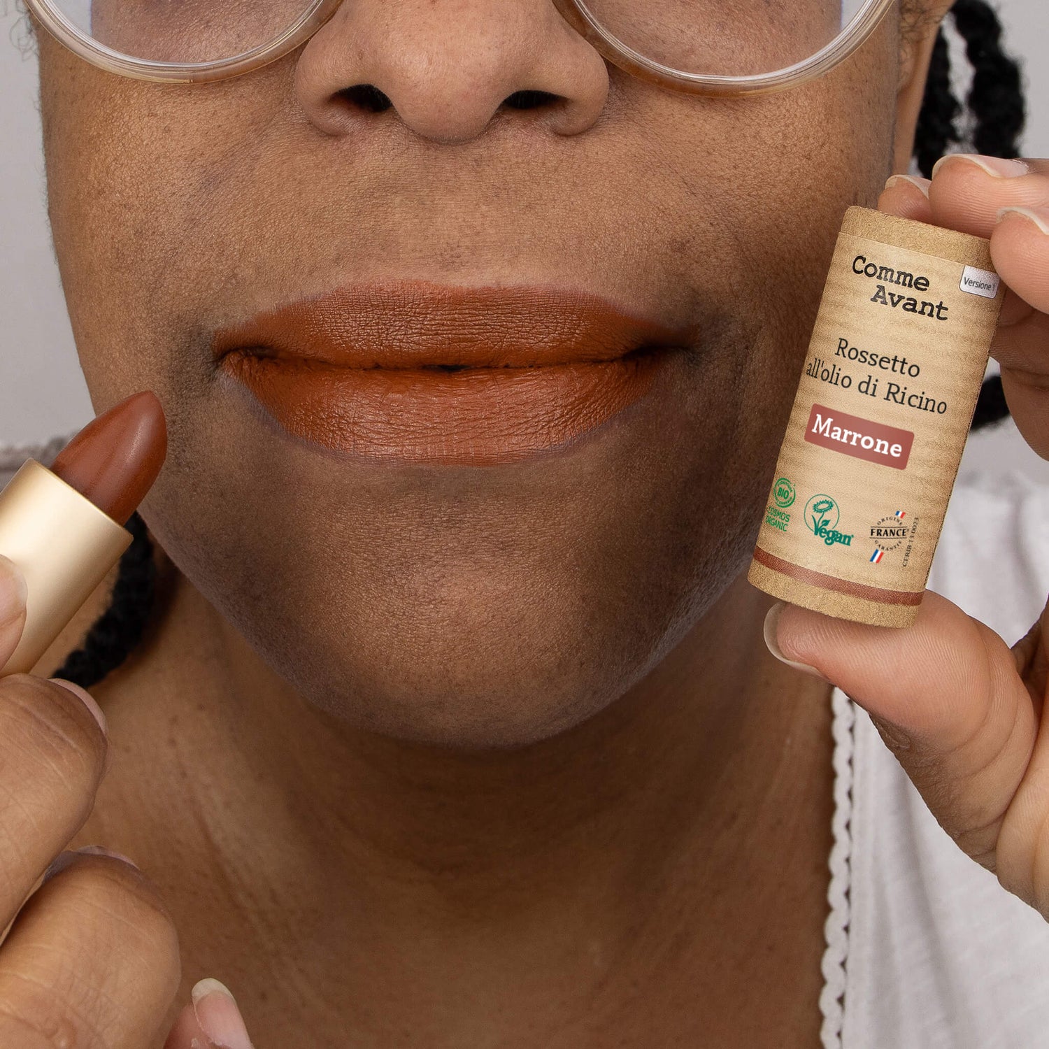 Rossetto all'olio di ricino color marrone