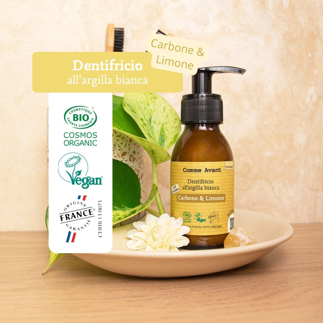 Dentifricio Comme Avant al carbone e limone